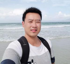 【感動(dòng)青峰人物第二期】奉獻(xiàn)青峰，無(wú)怨無(wú)悔 ——感動(dòng)青峰人物之劉磊建